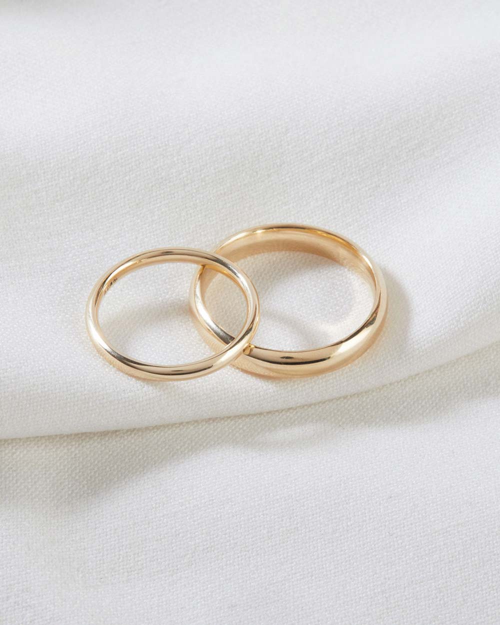 Solid Gold Classic Ring - 4mm Band - Image 4