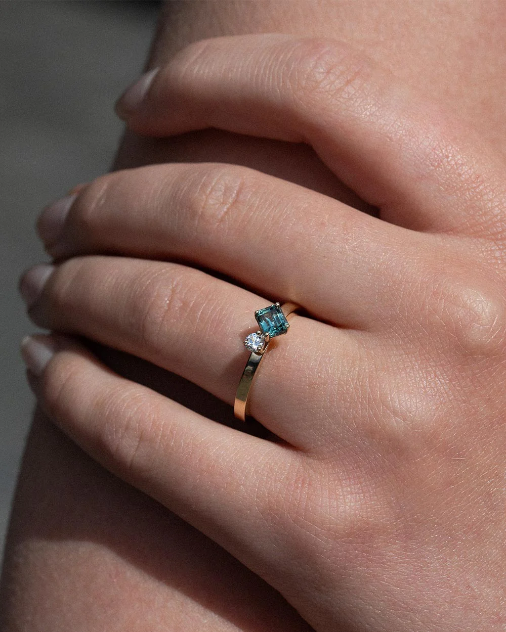Jodie 0.69ct Green Sapphire Ring - Image 2