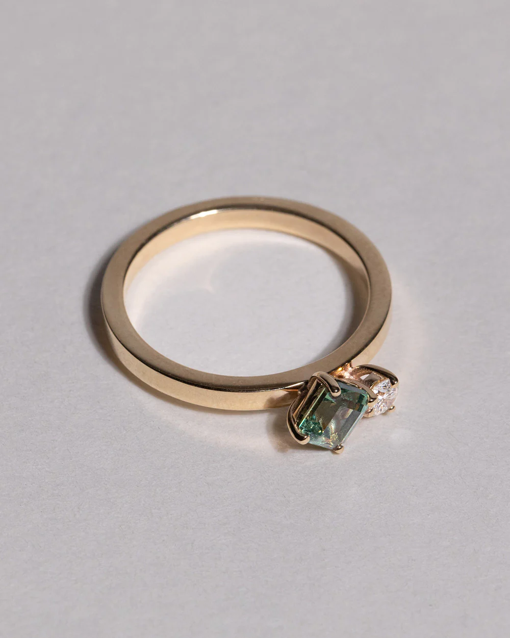 Jodie 0.69ct Green Sapphire Ring - Image 5